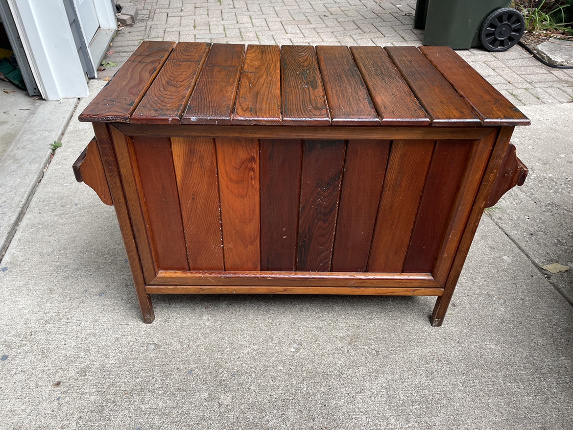 Beautiful Wooden Storage Chest - photo 2