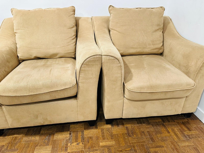 Two Accent chairs with table - photo 2