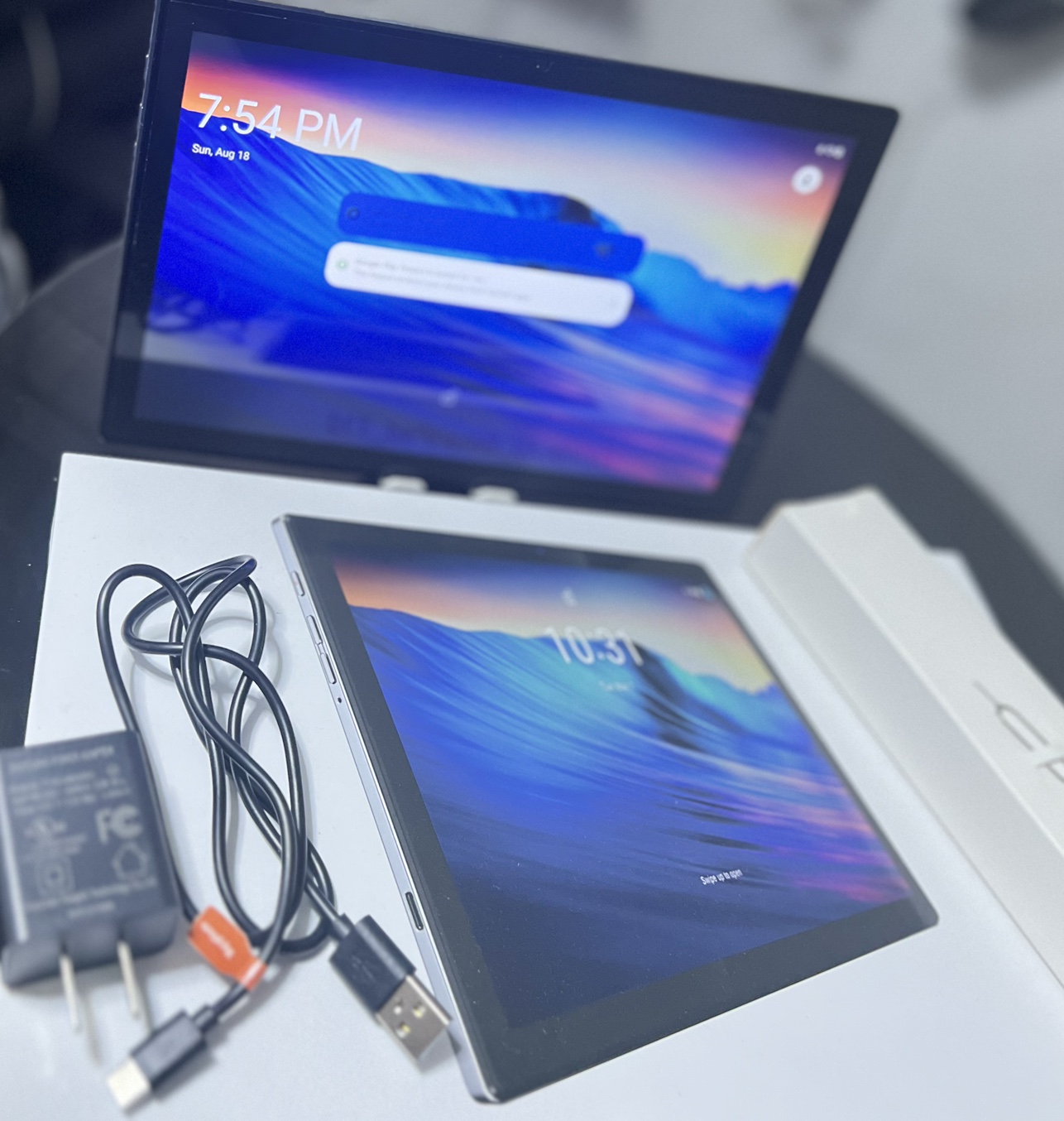 BYYBUO SmartPad T10 Tablet with FREE LARGE SOFT CHAIR image indicator(2)