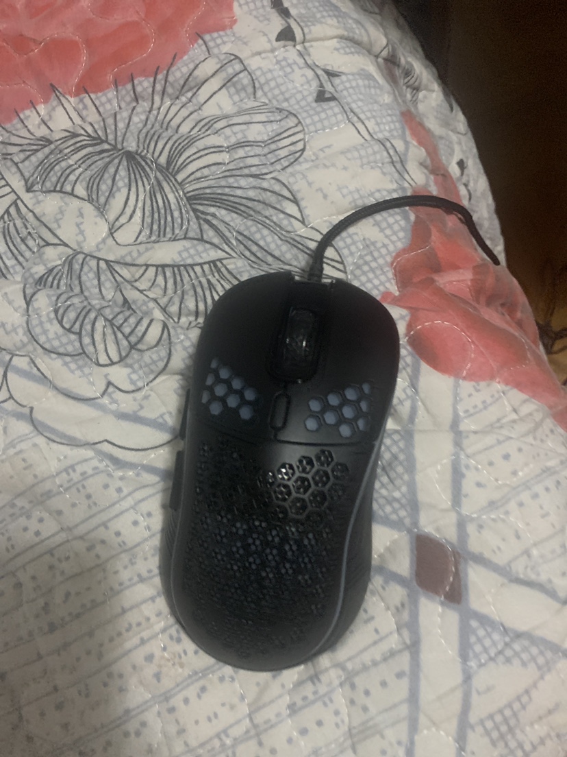 Gaming Mouse with RGB Lighting - photo 4