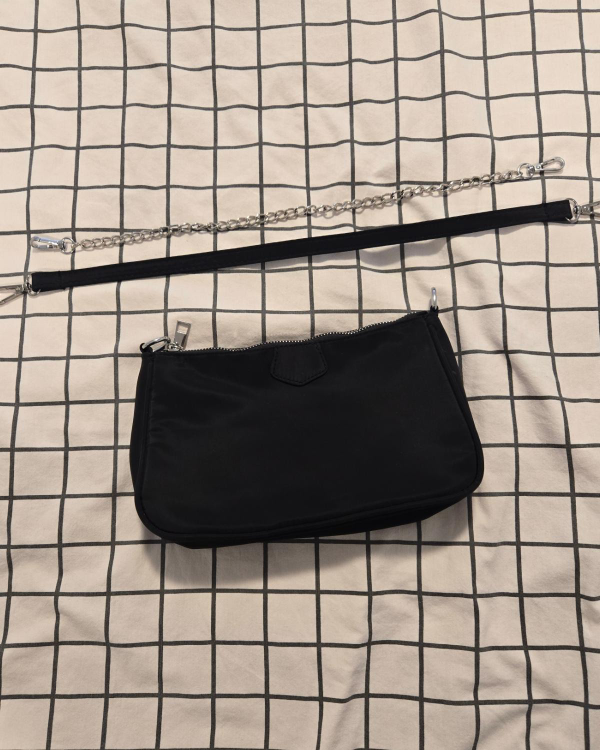 Black purse image indicator(4)