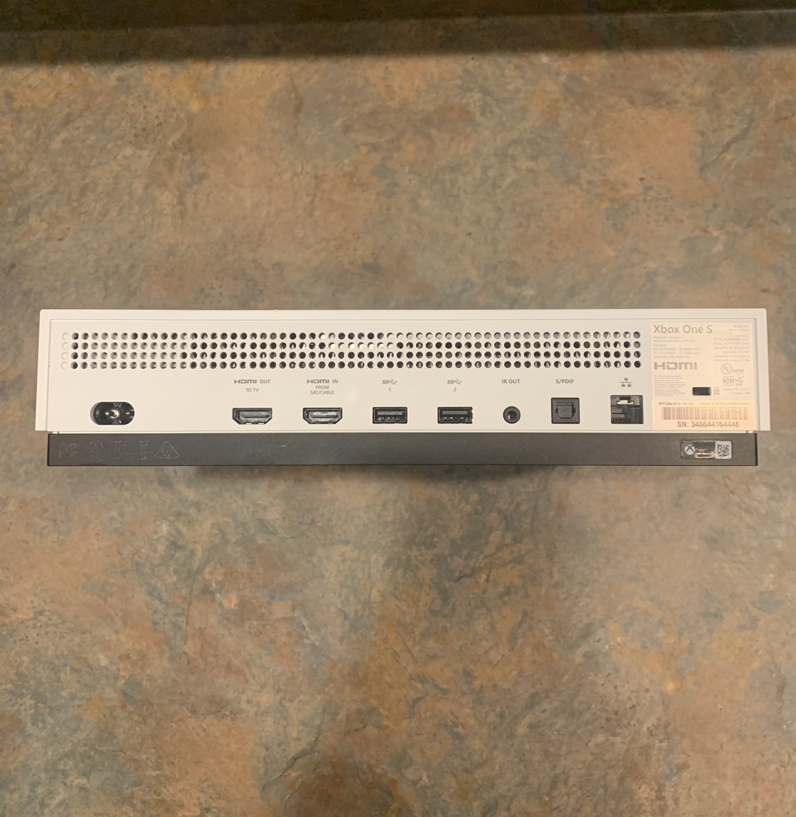 Great Condition Xbox One S - photo 4