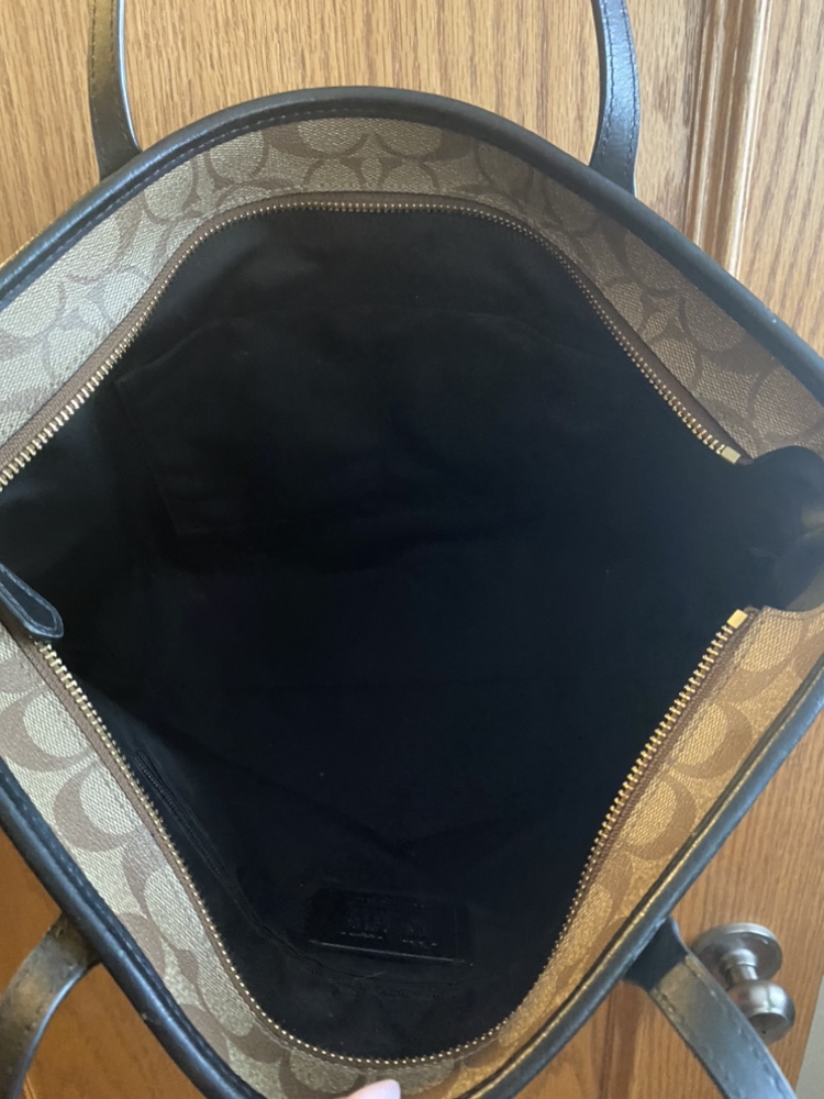 Coach Disney X Signature Tote Bag with Snow White Patches image indicator(6)