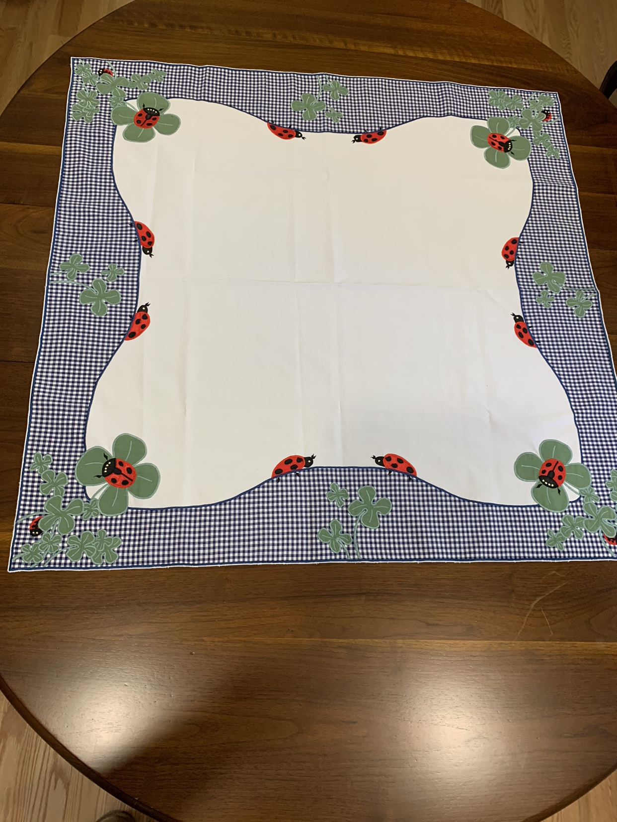 Appliquéd Ladybug Tablecloth with Shamrocks image indicator(2)