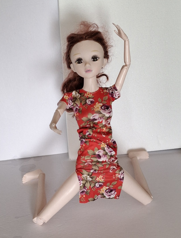 2 Tall 27" moving arms Barbie Dolls image indicator(7)