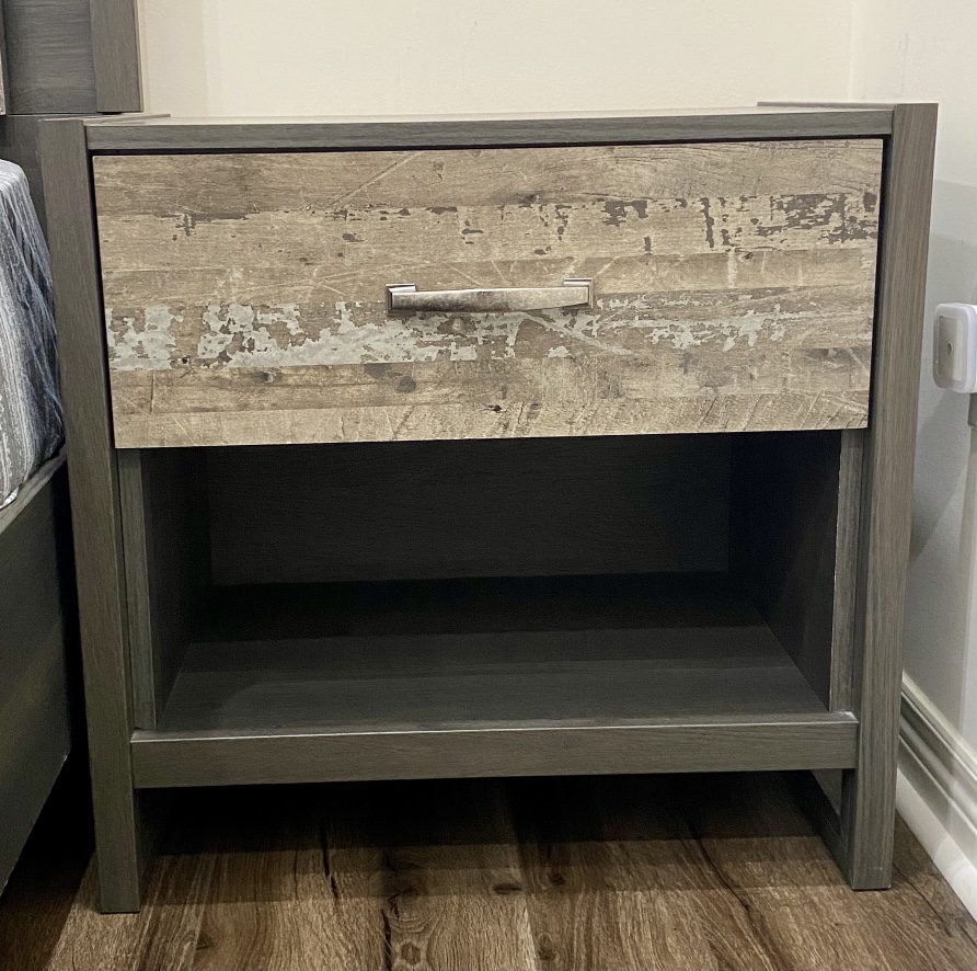 Queen Size Bed Frame with Nightstands - photo 3