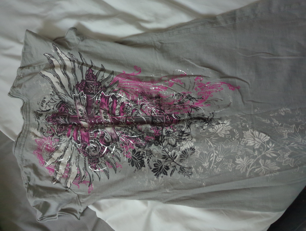 2 Y2k t-shirts - photo 2