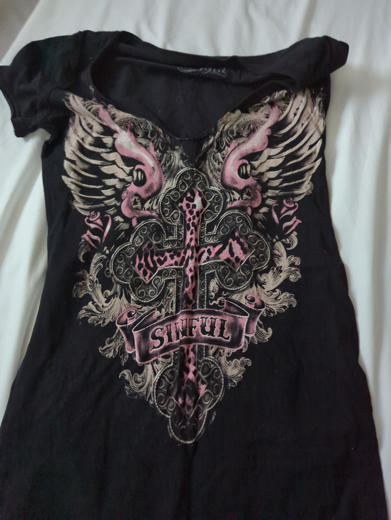 2 Y2k t-shirts - photo 3