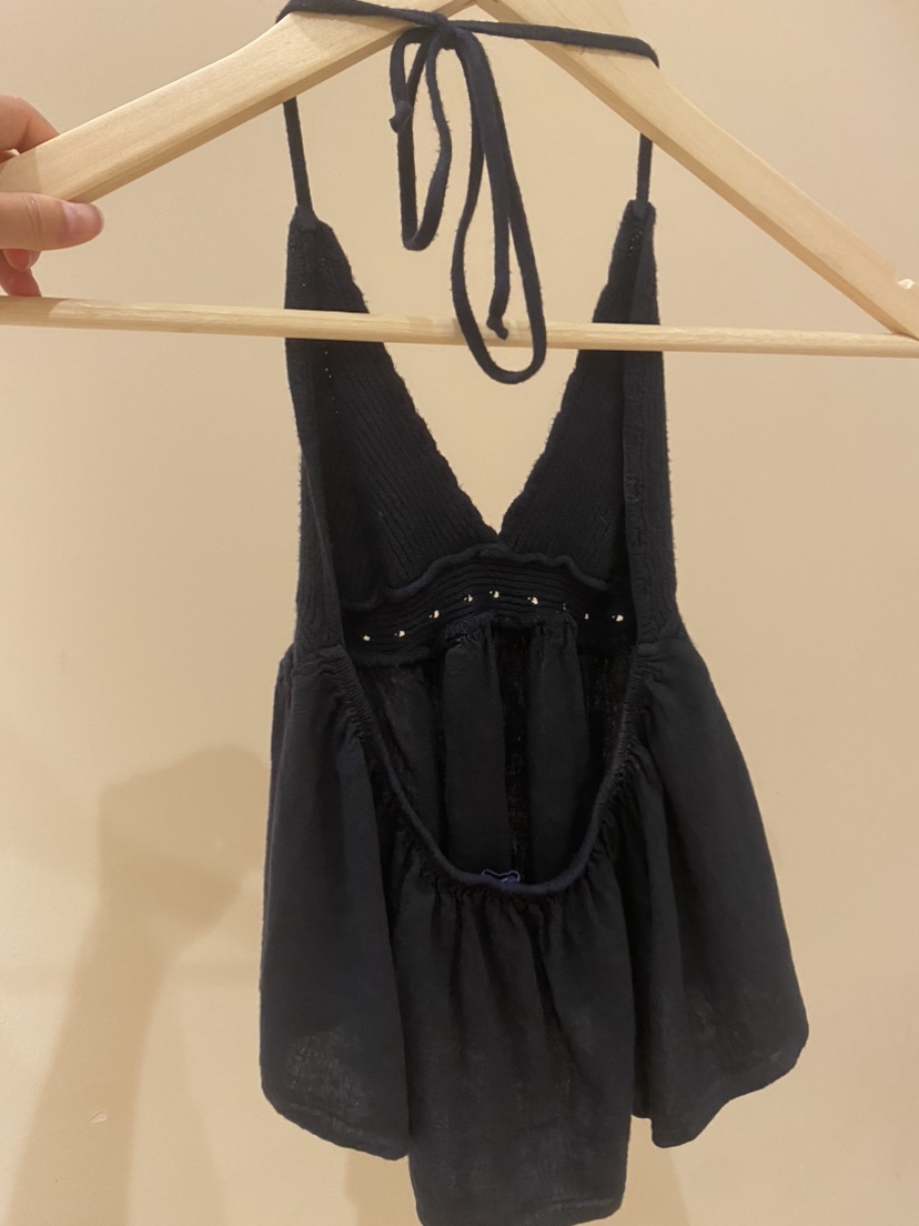 Italian brand subdued summer top image indicator(4)