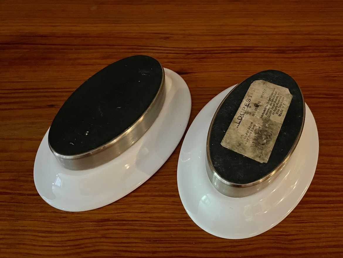 Soap Dishes (2) image indicator(2)