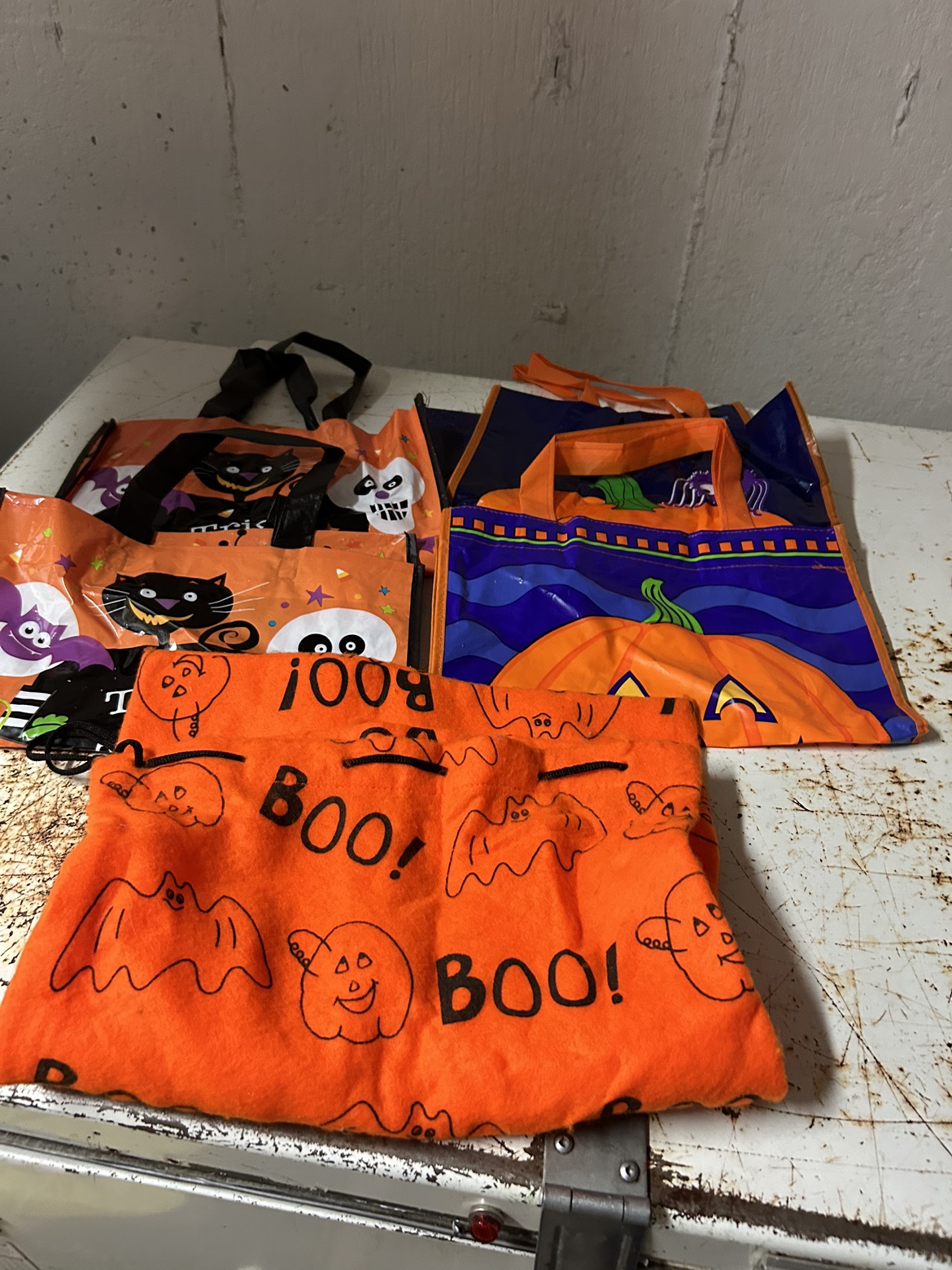 Halloween Trick or Treat Bags & Buckets - photo 3
