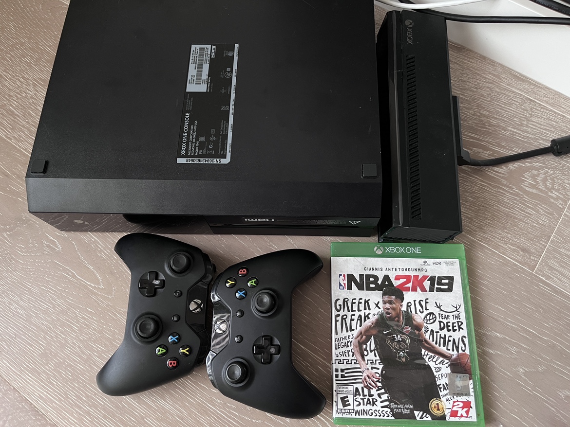 Xbox One Console with 2 Controllers