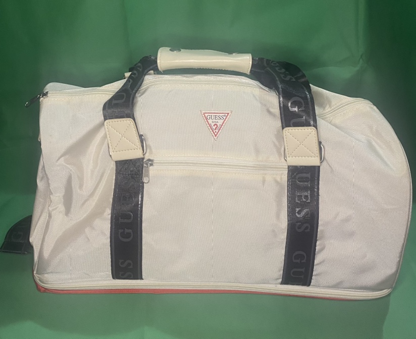 Guess Travel Bag image indicator(2)