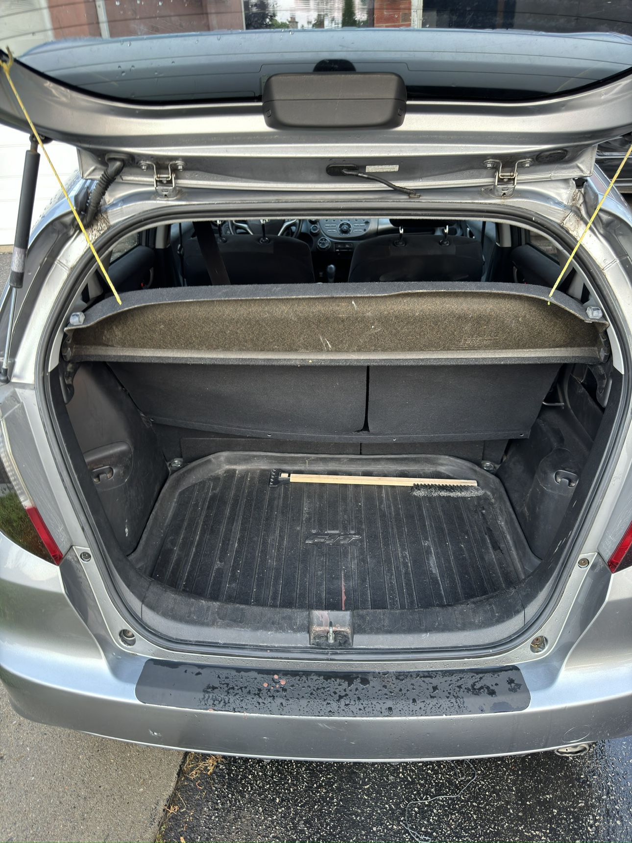 2009 Honda Fit Sport + Winter Tires with Rims image indicator(8)