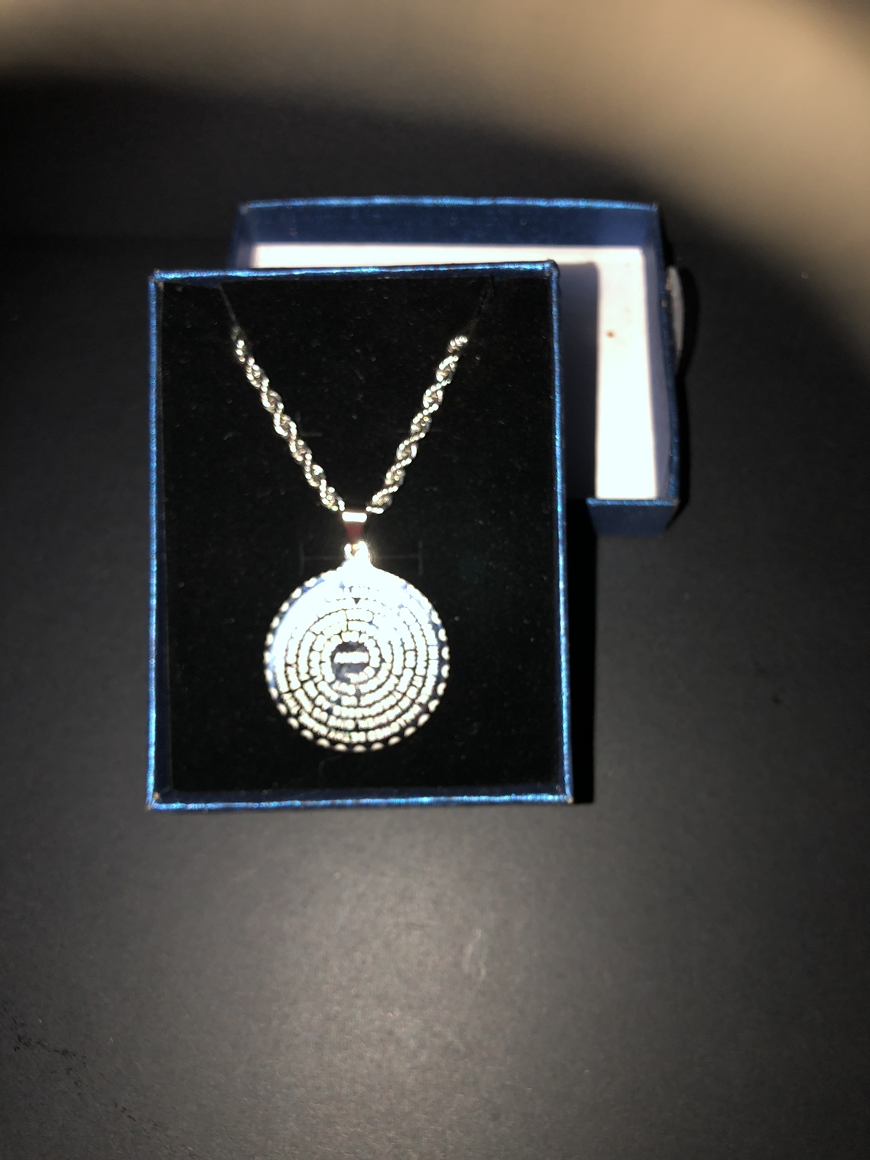 New Stainless Praying Hands Necklace - photo 2