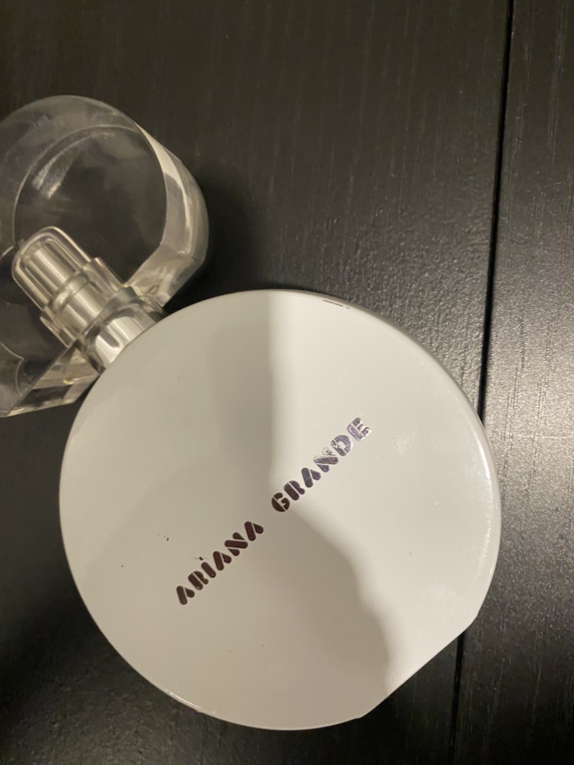 Ariana Grande Cloud Perfume
