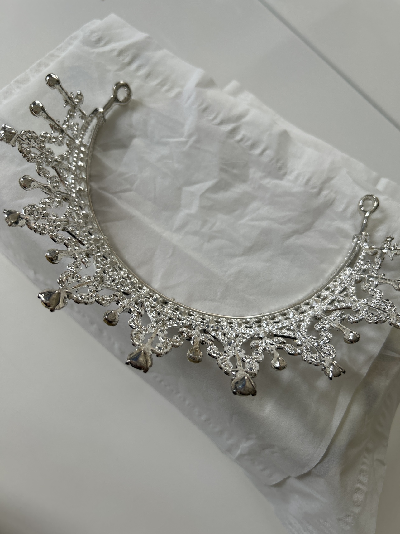 Rhinestone Tiara image indicator(5)