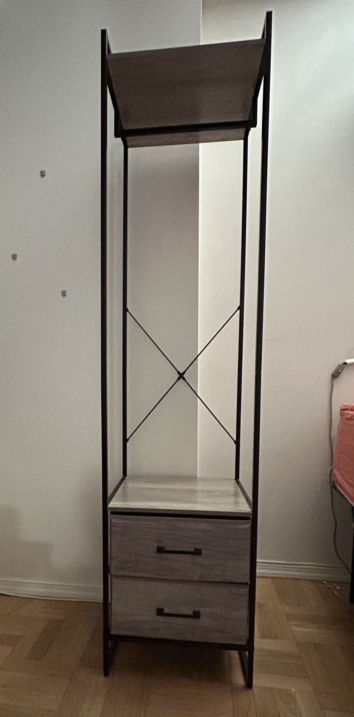 Hanger - photo 3