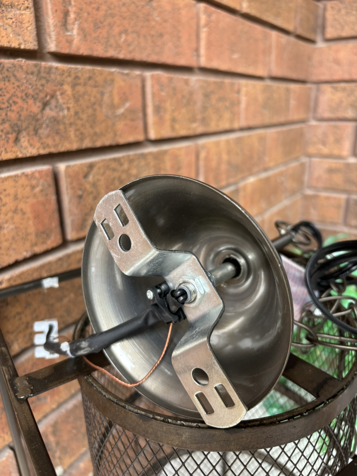 Indoor/outdoor light fixture image indicator(3)