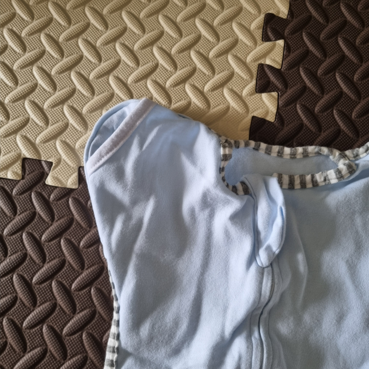 2 Baby Swaddle Sleep Sacks - photo 2