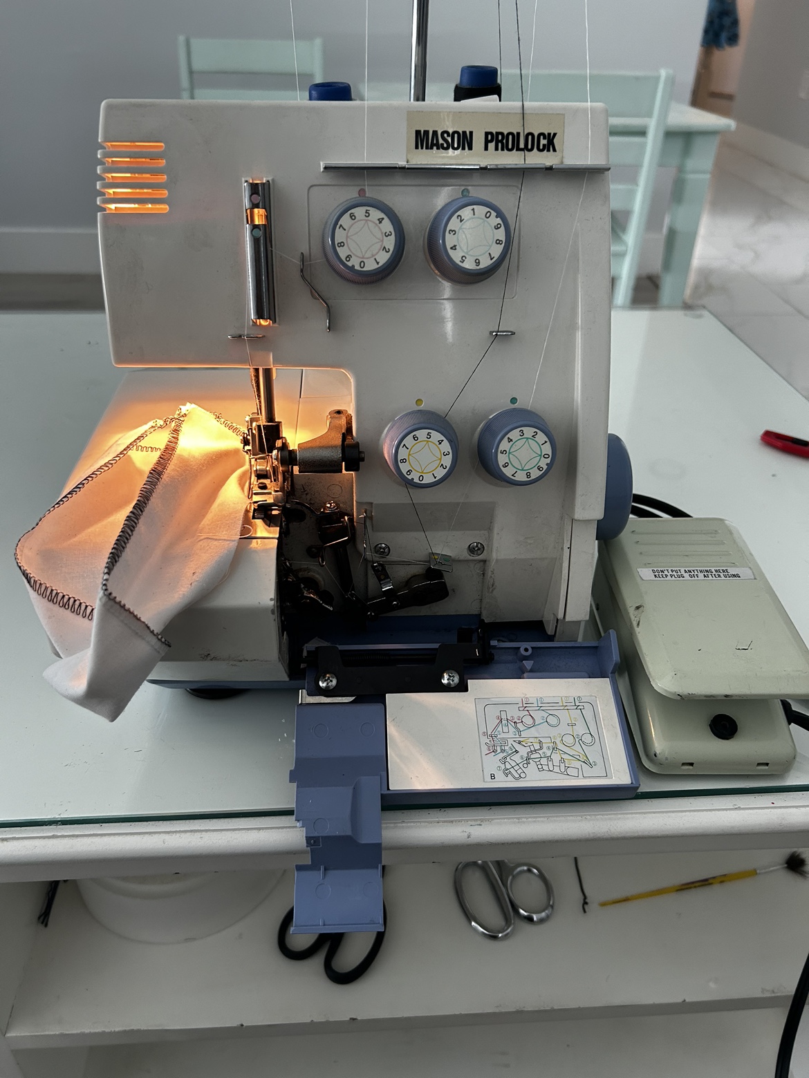 Mason Prolock Overlock Sewing Machine, serger - photo 5