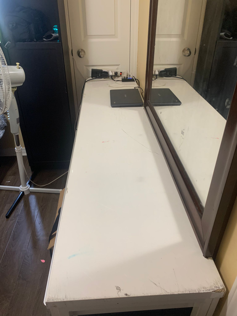 White Vanity with Mirror - photo 5