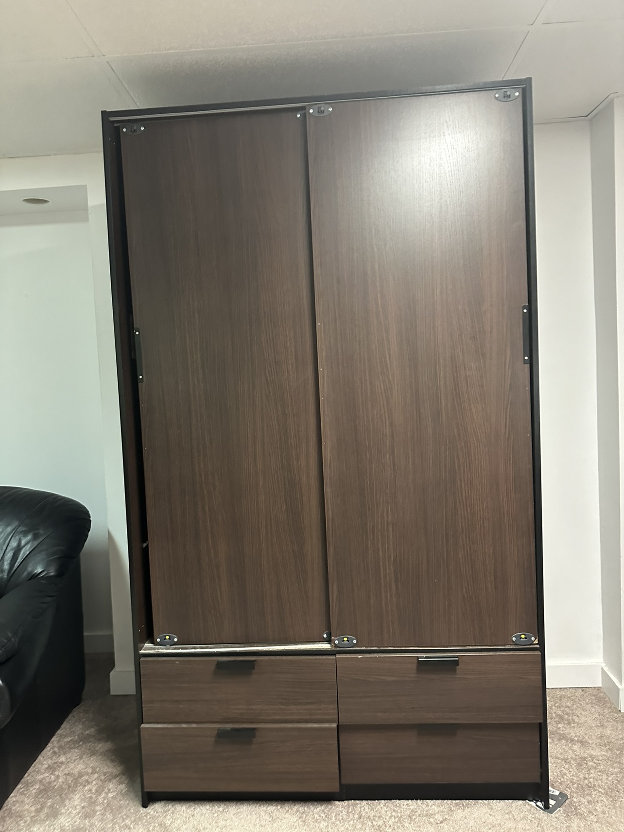 Sliding Door Closet - photo 2