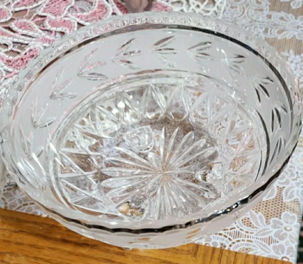 candy dish with lid and leg  crystal image indicator(2)