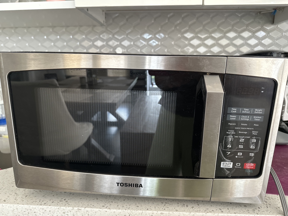 Toshiba Microwave Ready for Pick up