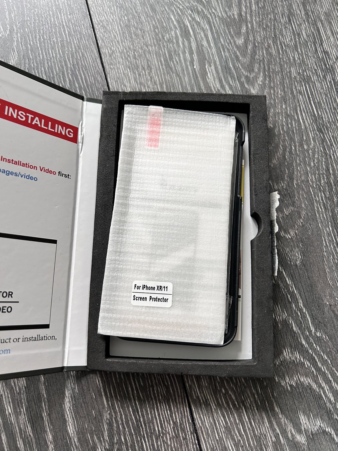 FREE‼️ 1 Glass screen protector for iphone 11