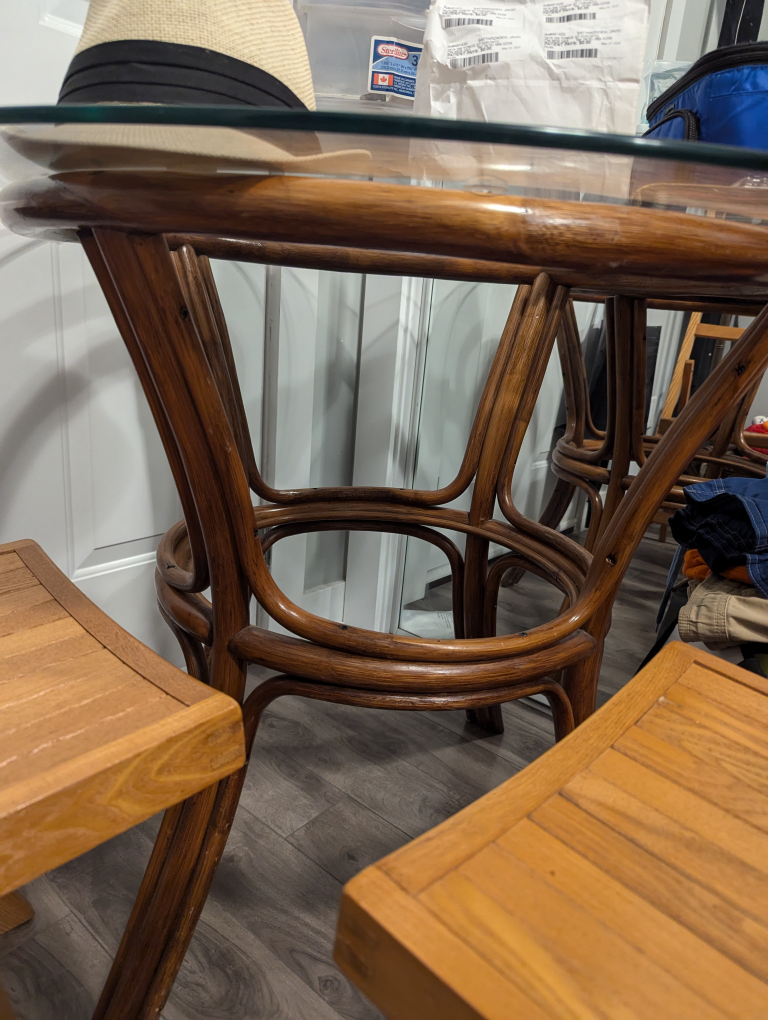 mahogany patio table