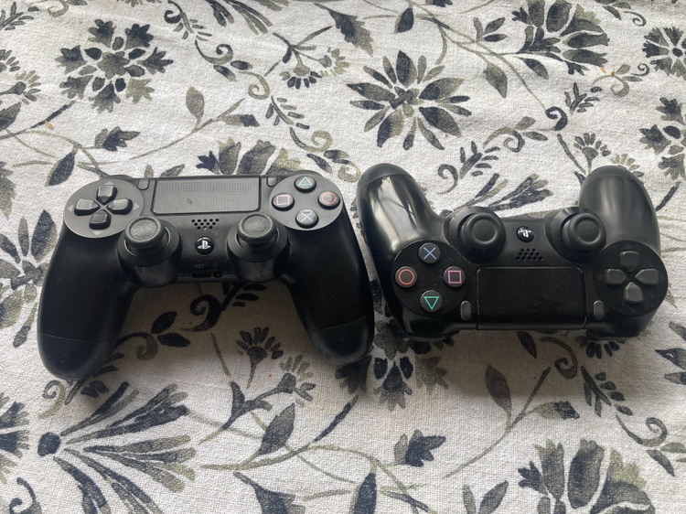 PS4 Controller - 2 Pack