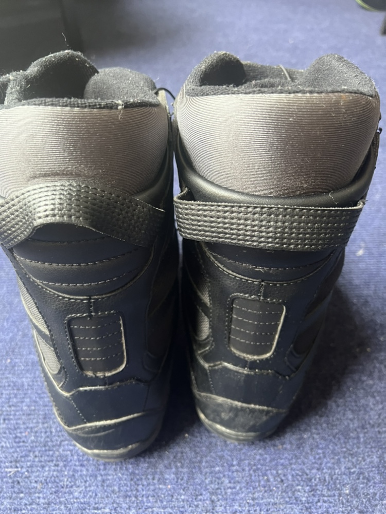 K2 Snowboarding Boots - Men's Size 10 - photo 3