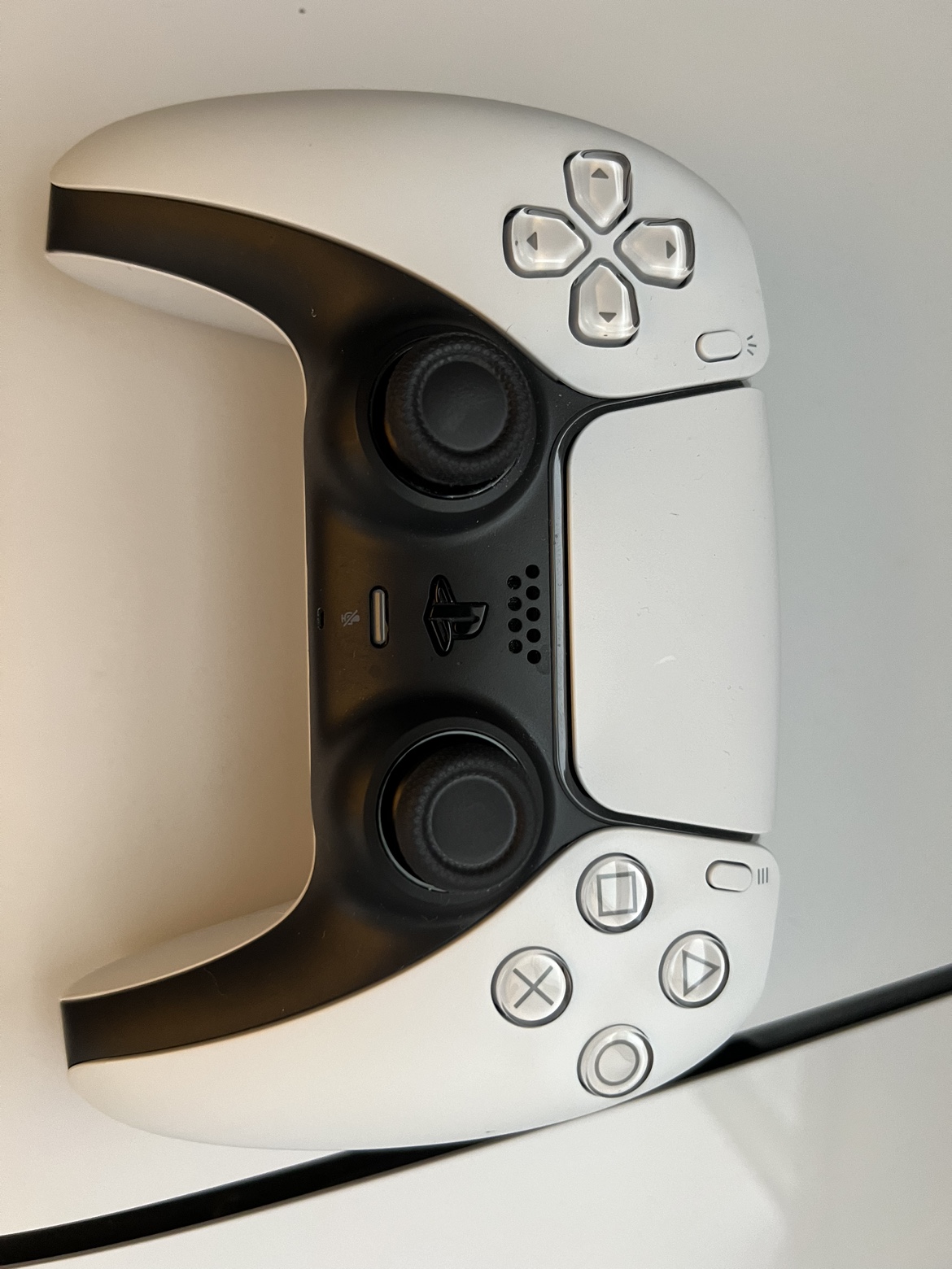 *Like New* PlayStation 5 Slim (Disc edition) w/Controller image indicator(3)