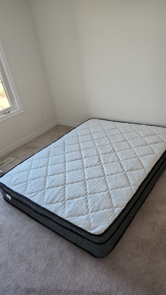 brand new Queen size Mattress.