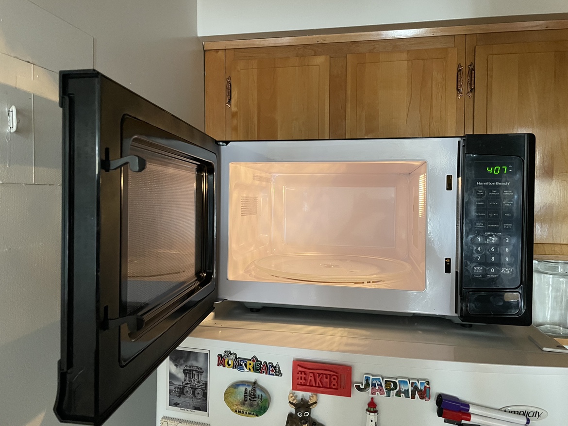 Microwave Oven 1.1 cu.ft 1000W