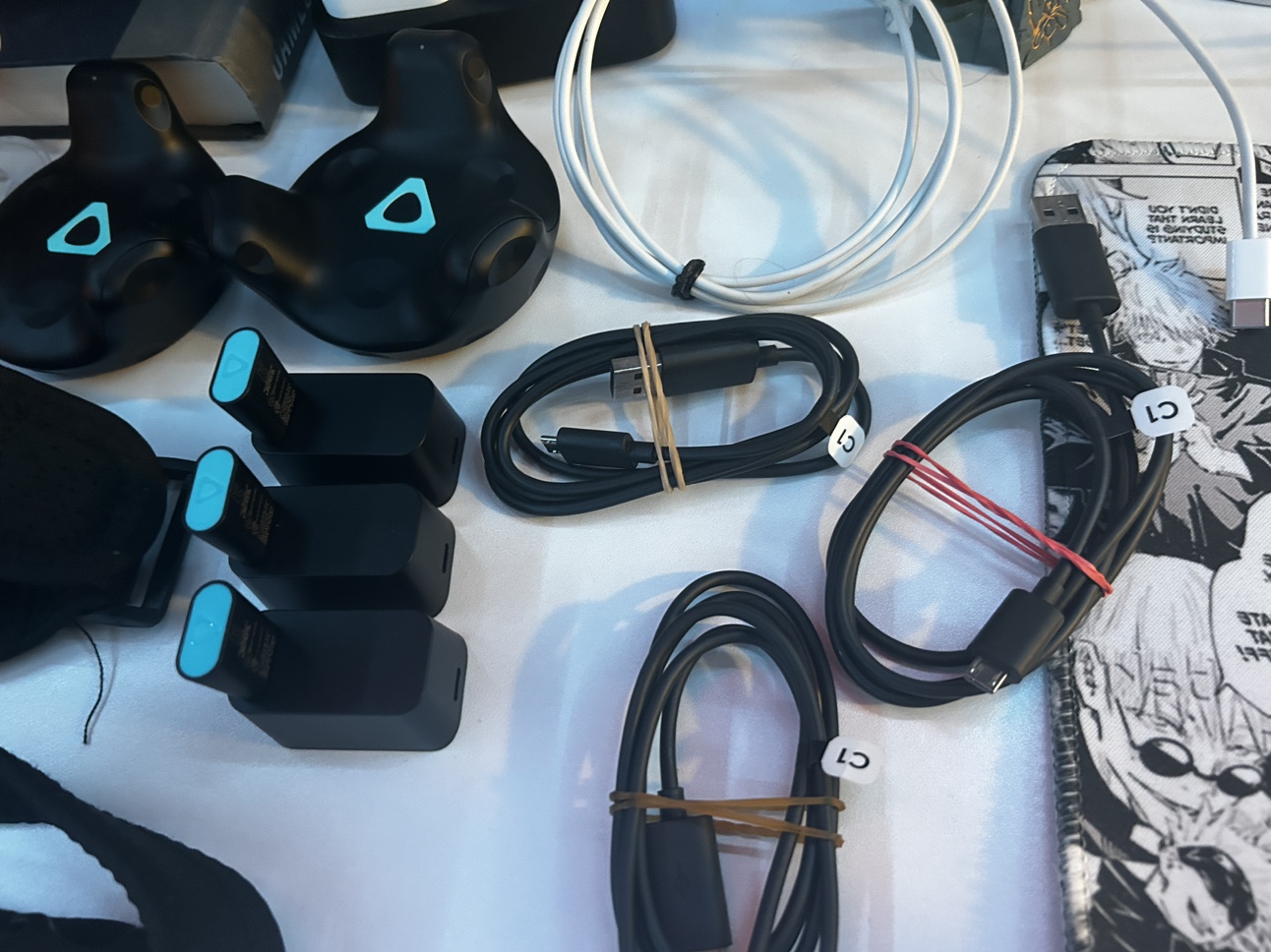 Full Body Vr Tracking Set (HTC 3 Pack Vive Trackers + Straps) - photo 5