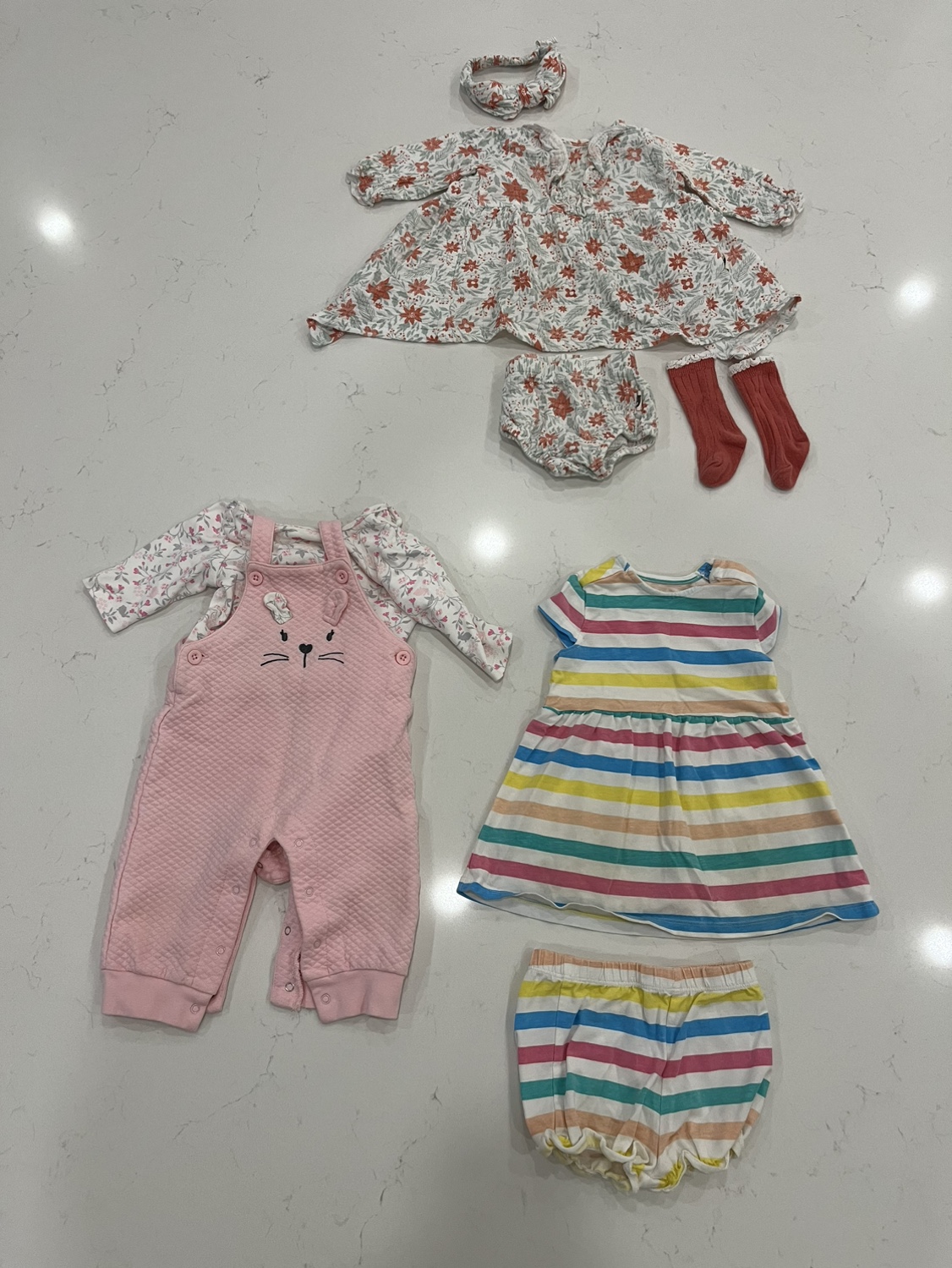 Baby Clothes Bundle 6-9 months thumbnail