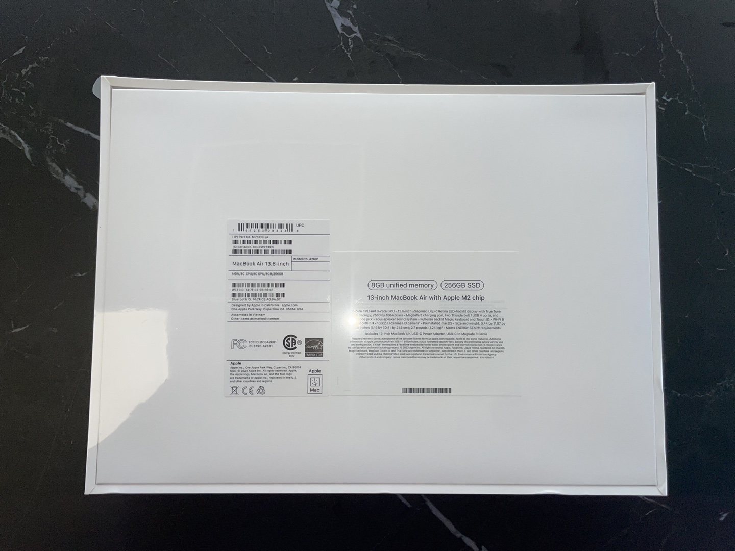 13-inch MacBook Air with Apple M2 Chip - photo 2