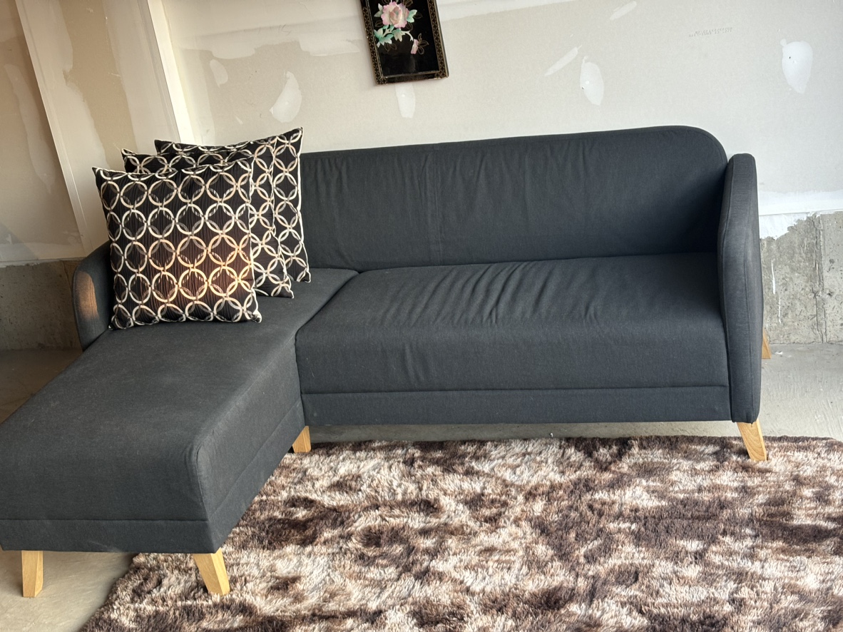 Sectional Sofa with Ottoman - photo 4