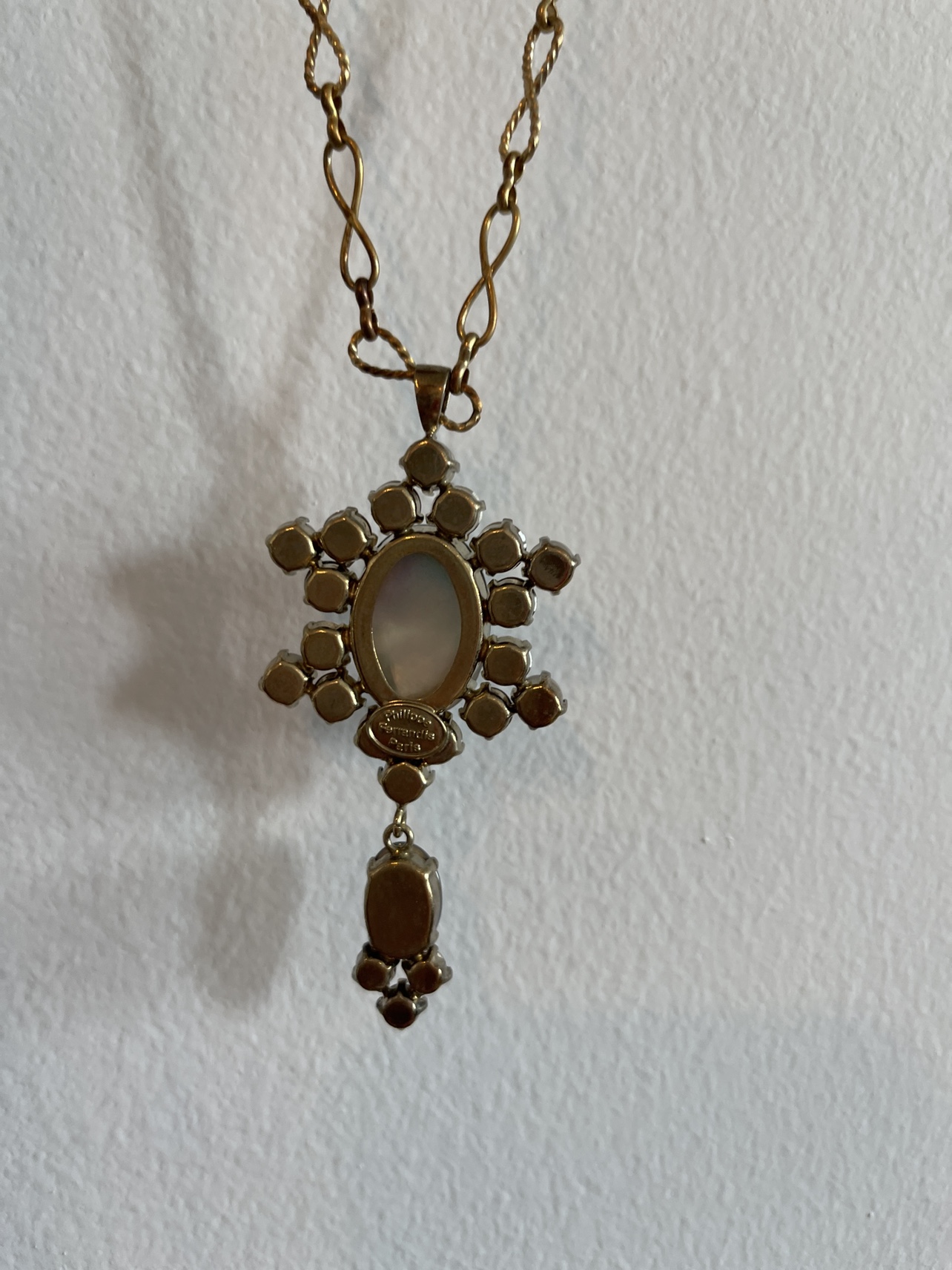 Mother of Pearl Necklace with Rhinestone image indicator(5)