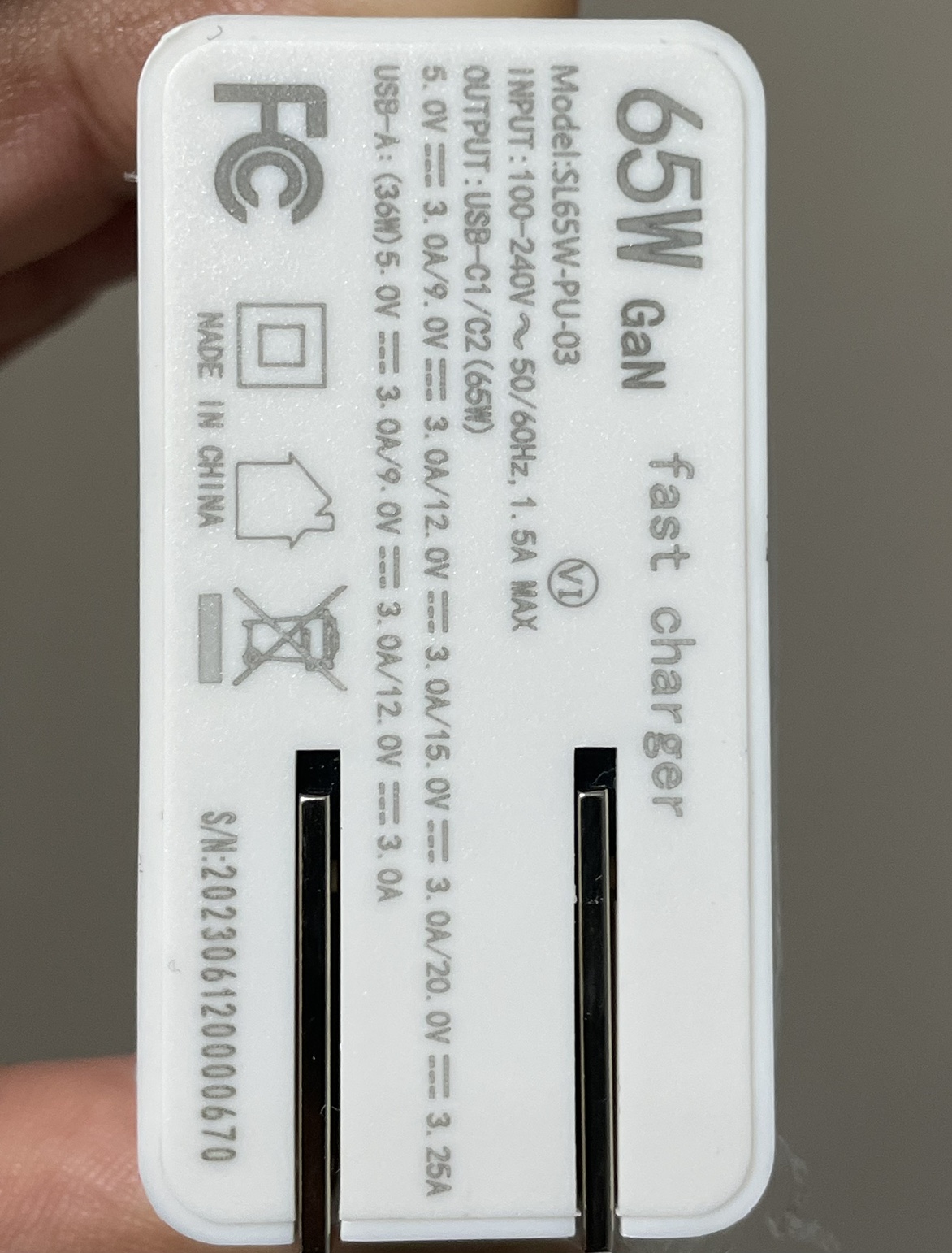 65w GaN fast charging adapter - smartphones/netbooks - photo 2
