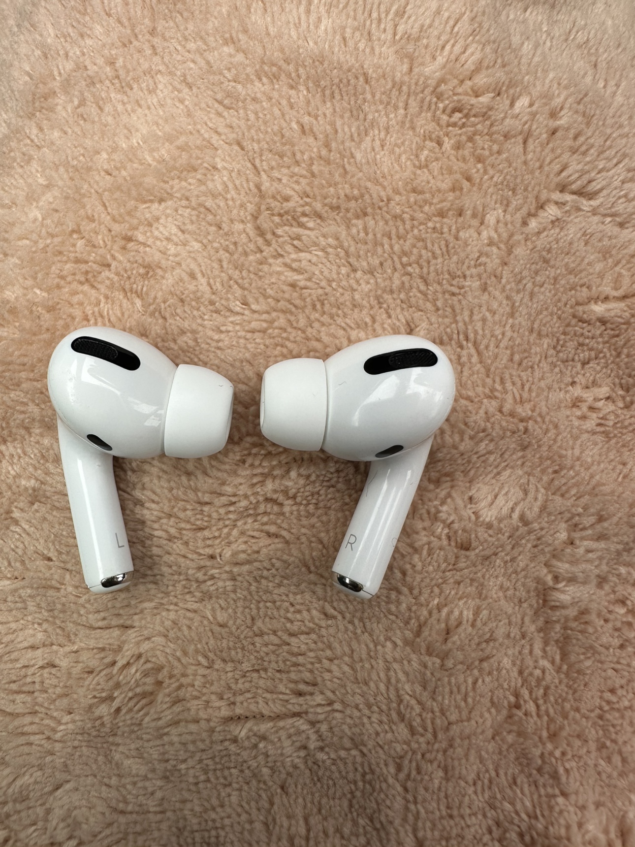 Airpods pro (2nd gen) - photo 4