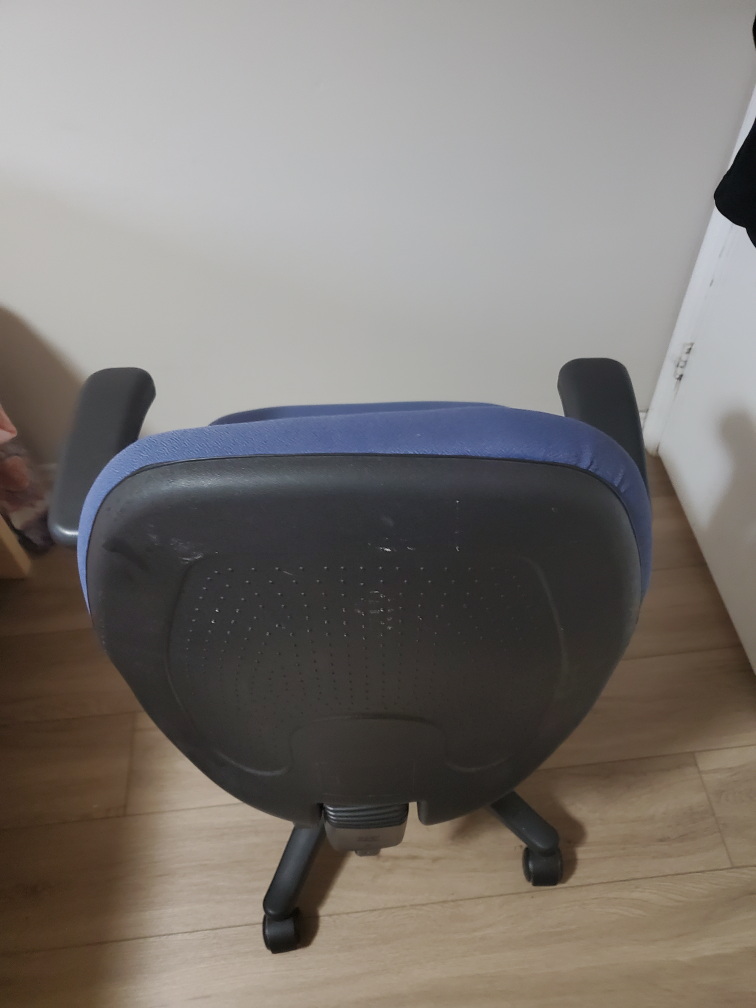 Office Chair - photo 3