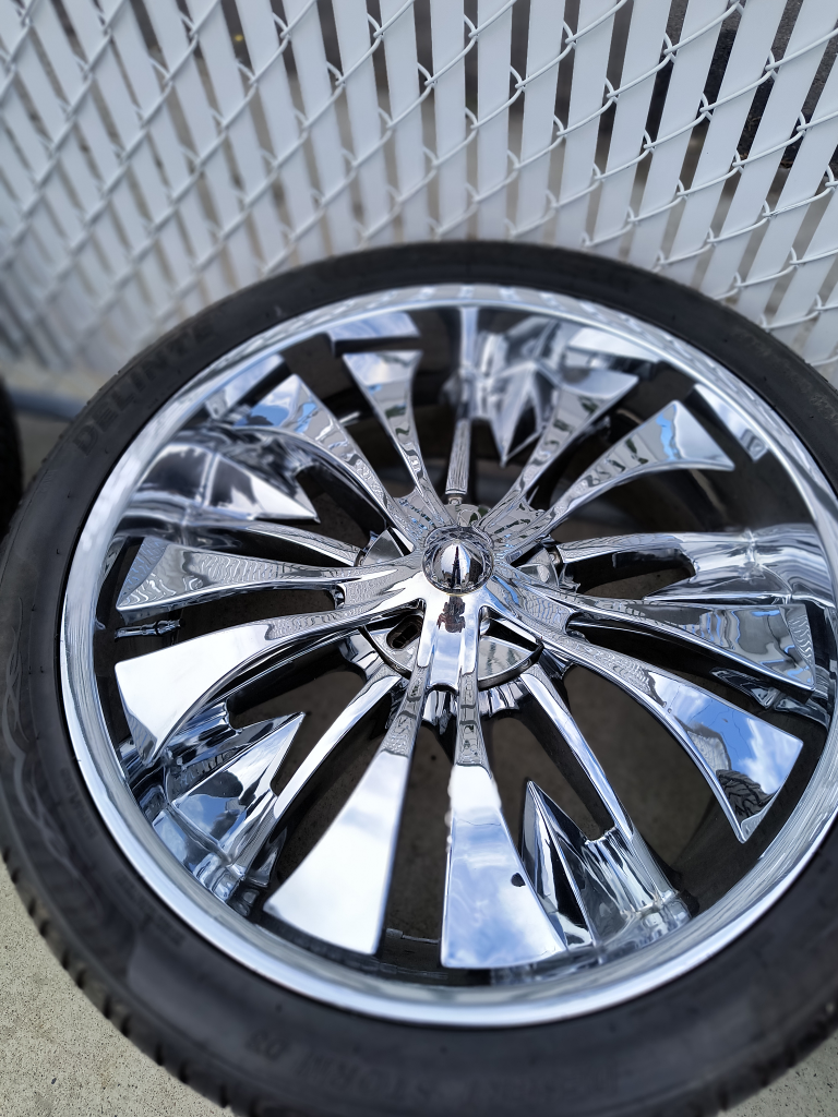 24" Chrome Rims,new Tires,spinners image indicator(7)