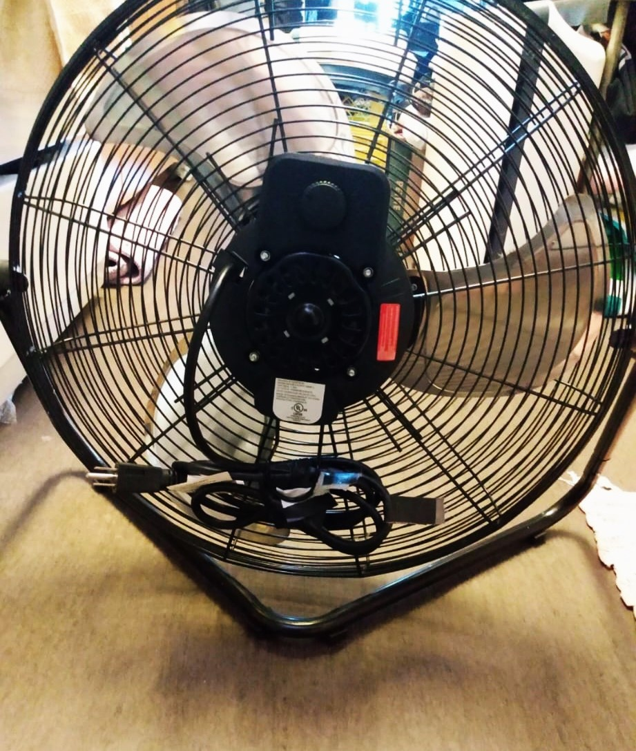 Powerful 3-Speed Big Fan for Sale - $25 image indicator(3)