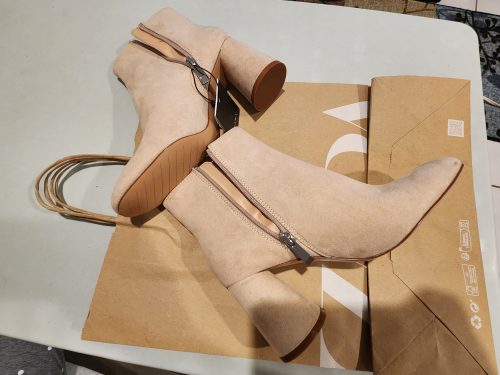 Zara Floral Embroidered Booties - photo 3