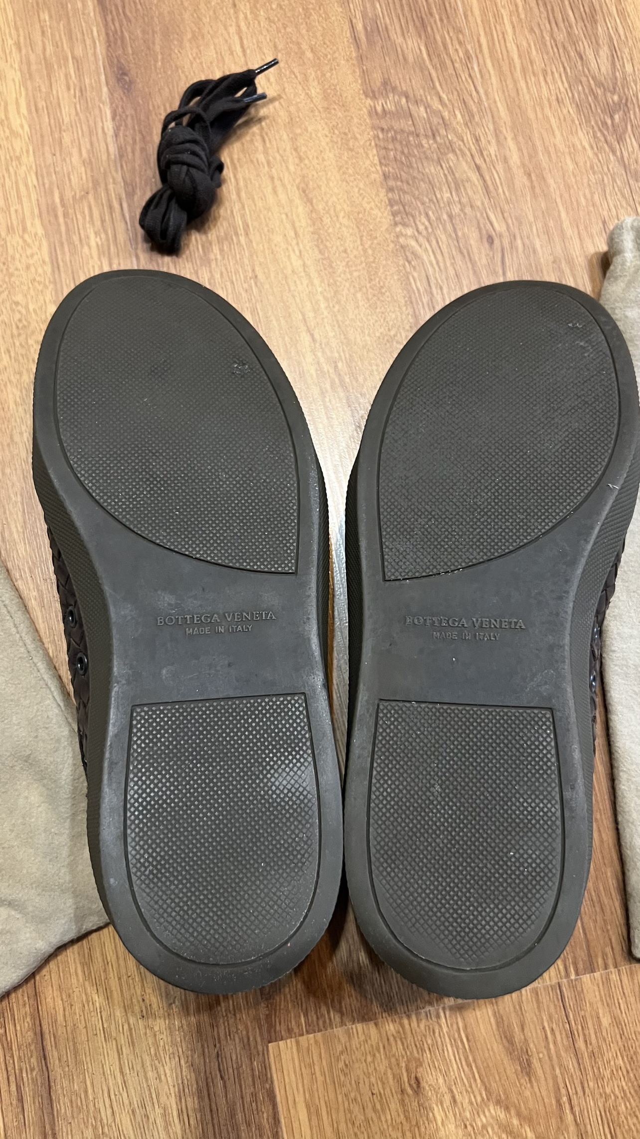 Bottega Veneta Brown Leather Sneakers (Vintage) image indicator(3)