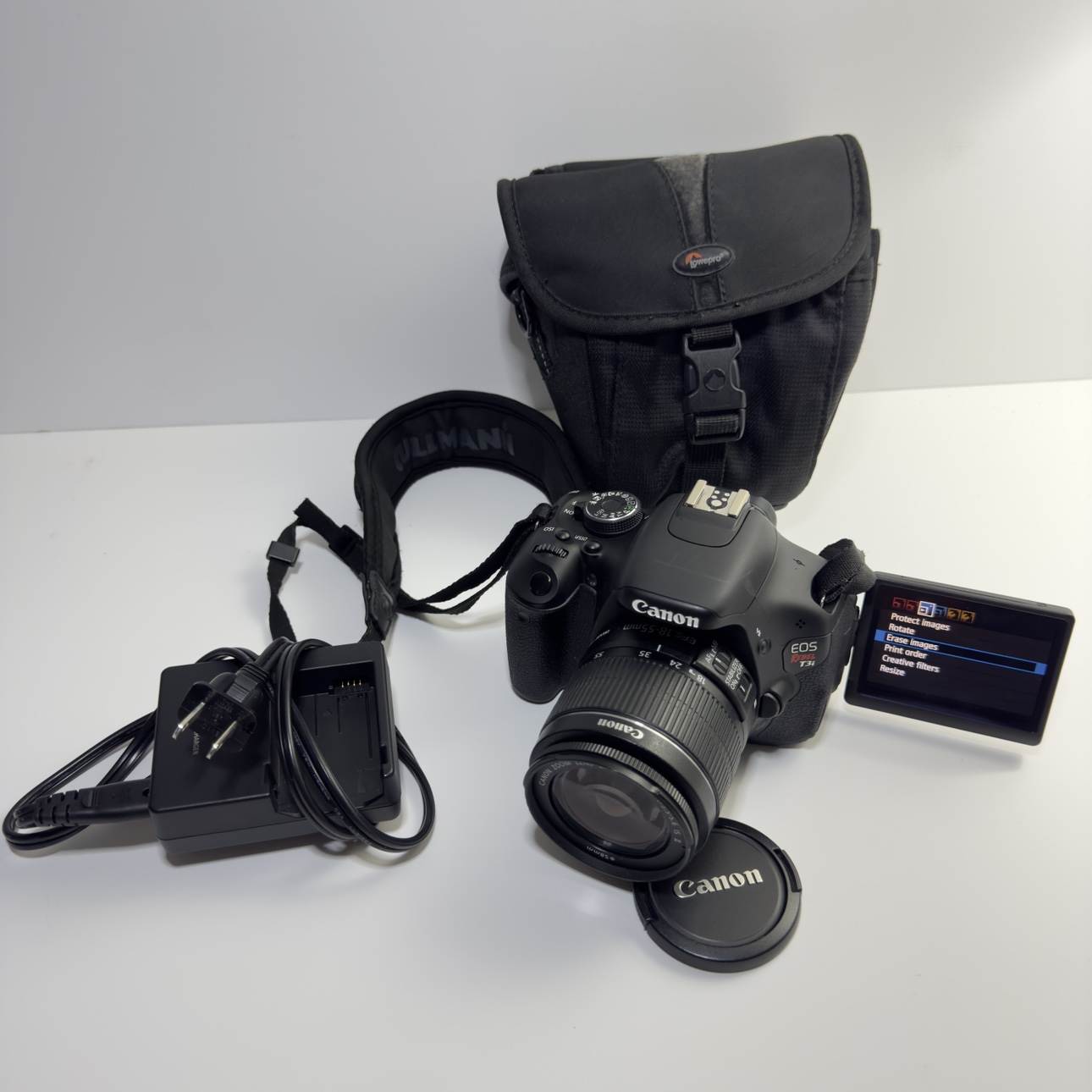Canon EOS Rebel T3i Camera with 18 55 mm lens and camera case thumbnail