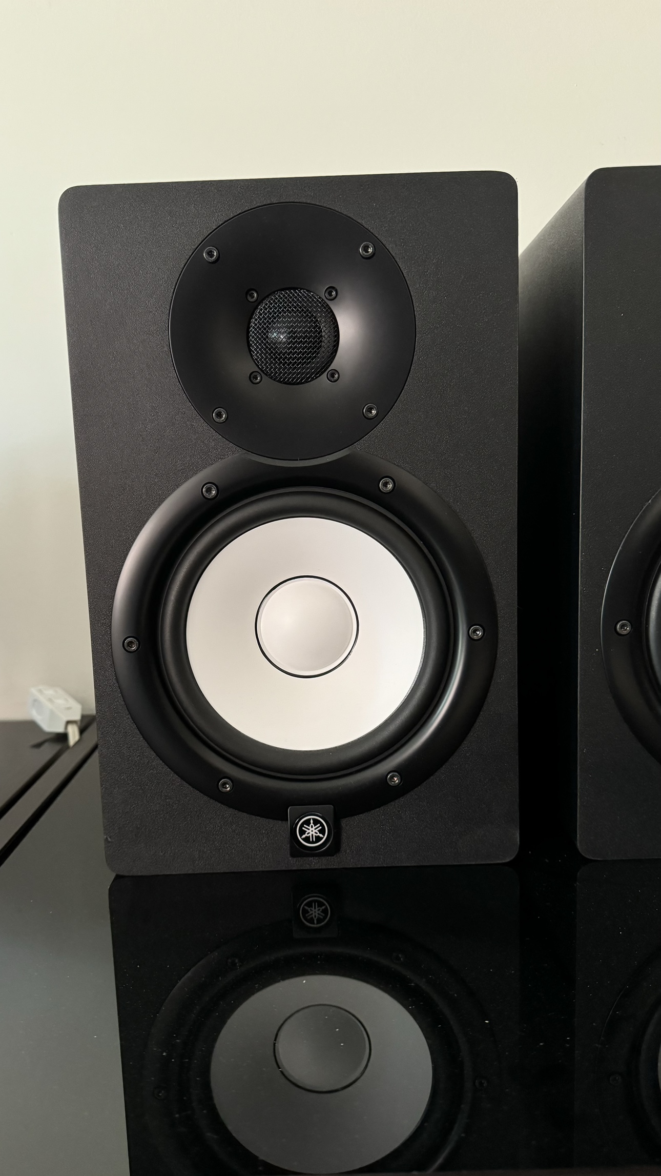 Yamaha HS7 Studio Monitors (Pair) - photo 2